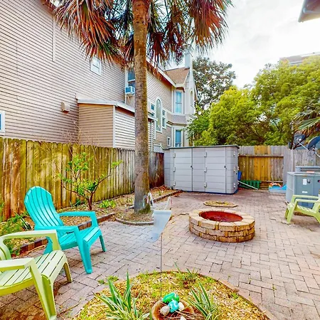 Villa Central Galveston Gem
